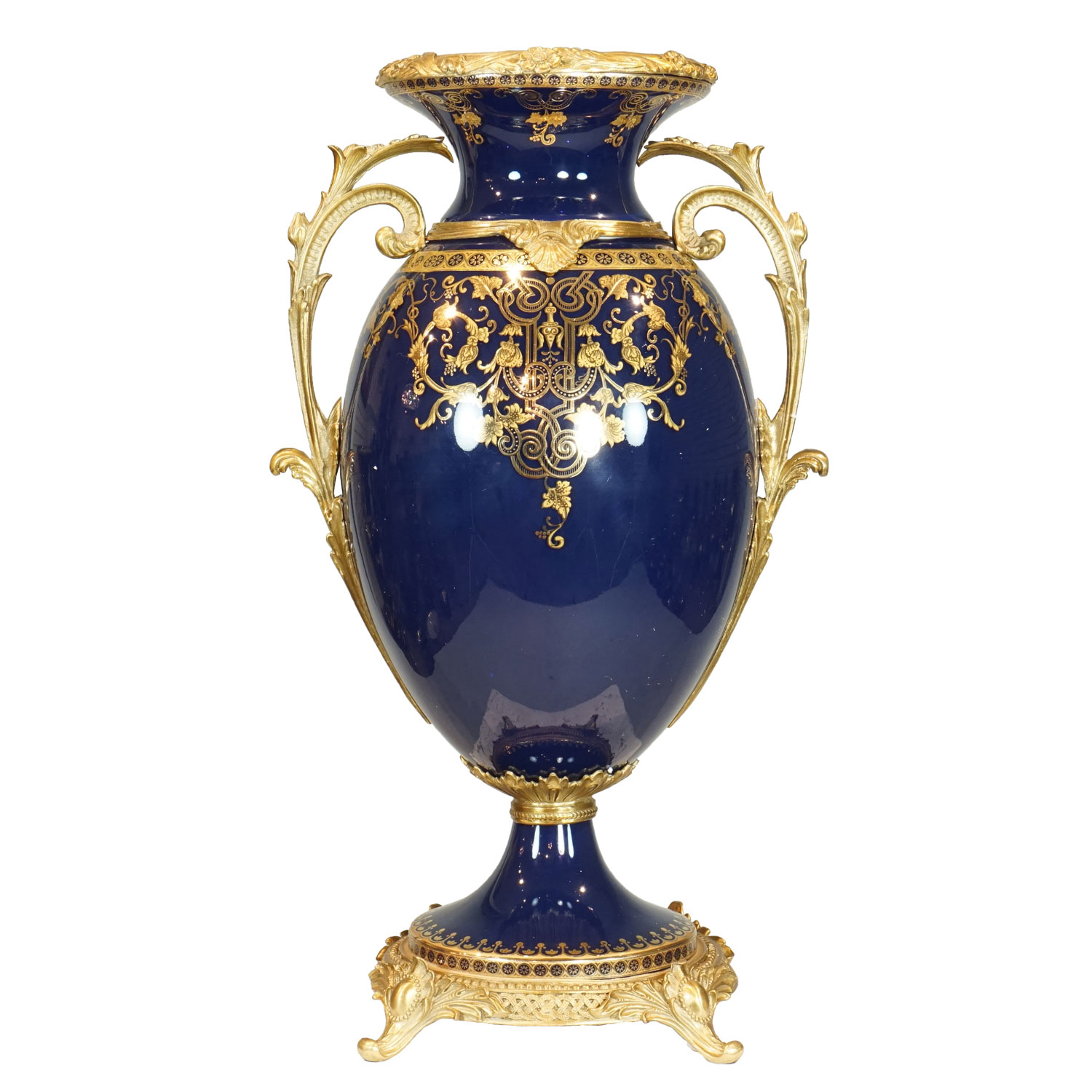 FRENCH CUT GLASS VASE BLUE | Jansen Furniture